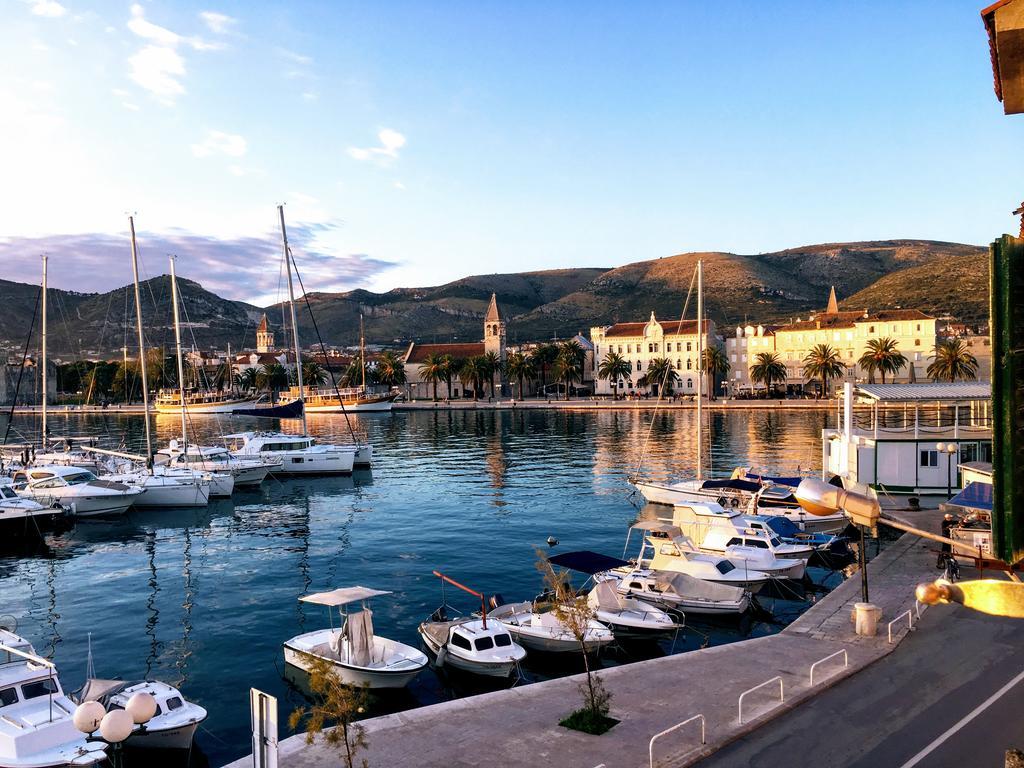 Apartments Feral Trogir Eksteriør billede